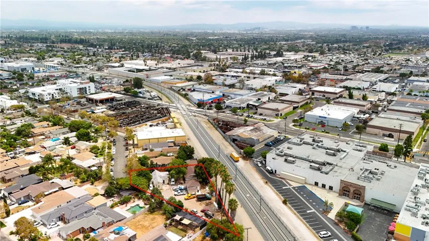 2430 W 6th Street A&b, Santa Ana, California 92703