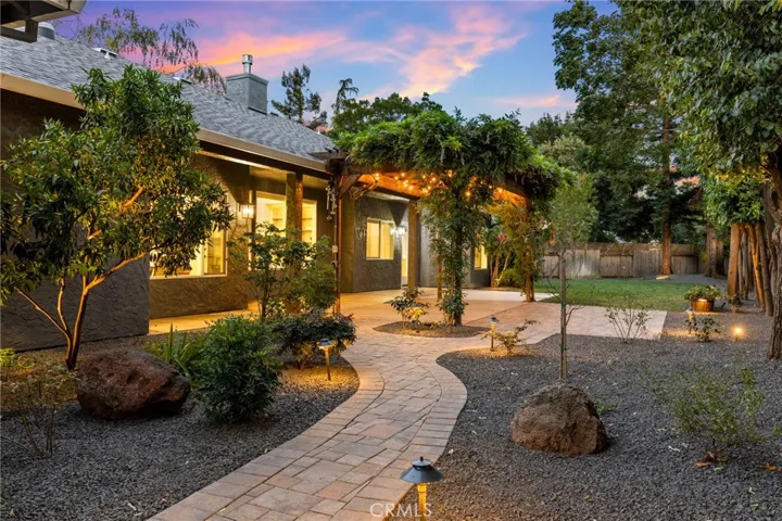 3 Wellington Ct, Chico, California 95973