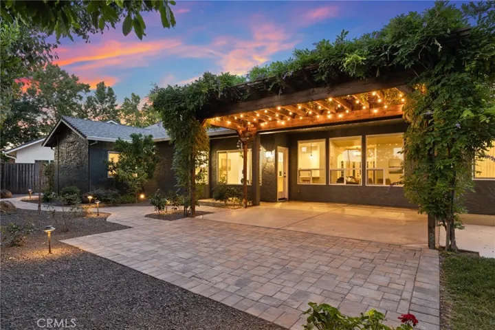 3 Wellington Ct, Chico, California 95973