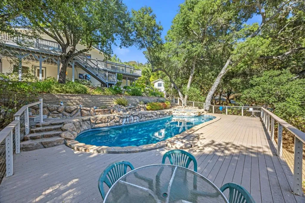 Morning coffee. Afternoon swims. Evenings beneath the oaks. This is what coming home feels like.