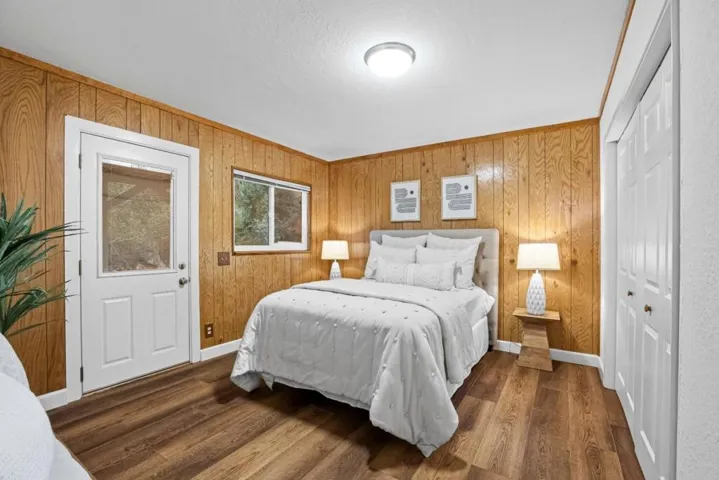 4th bedroom with private entrance on lower level