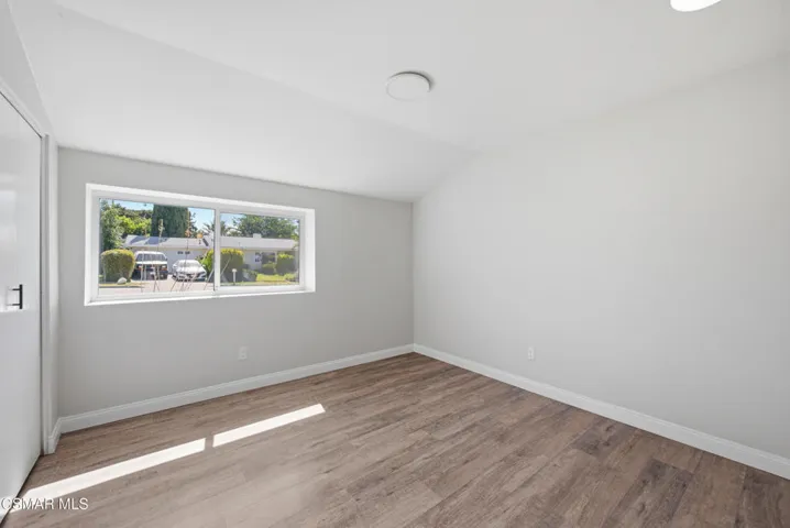 3055 Waco Ave Simi Valley-19