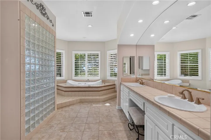 21100 Paseo Montana, Murrieta, California 92562