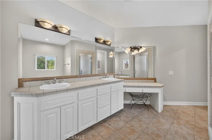 21100 Paseo Montana, Murrieta, California 92562
