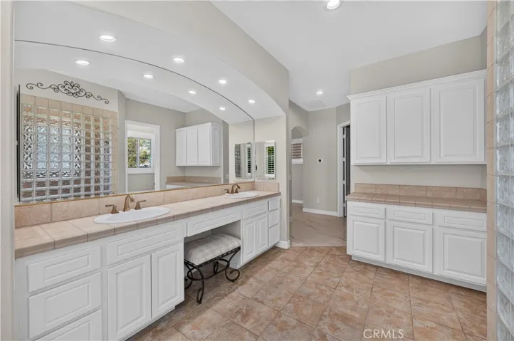 21100 Paseo Montana, Murrieta, California 92562