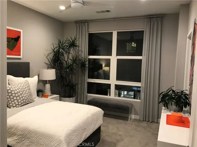 2288 Synergy, Irvine, California 92614