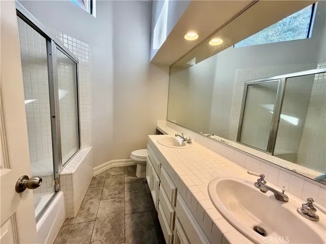 26711 Sierra Vista, Mission Viejo, California 92692