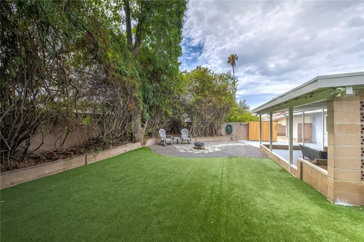 2946 Gladstone, Pomona, California 91767