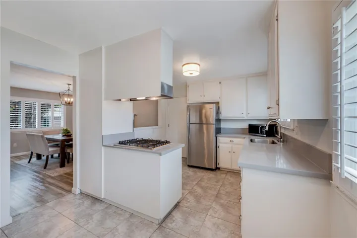 2946 Gladstone, Pomona, California 91767