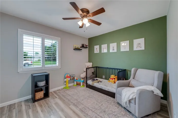 2nd bedroom