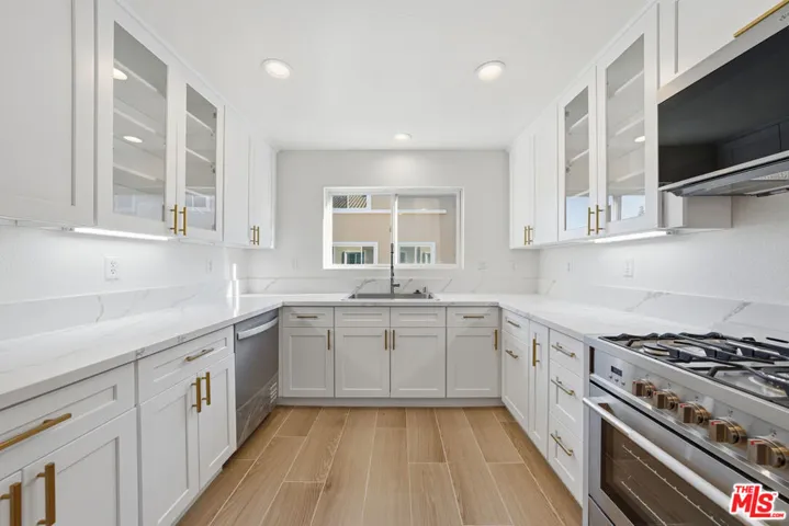 25715 Wagner Way B, Stevenson Ranch, California 91381
