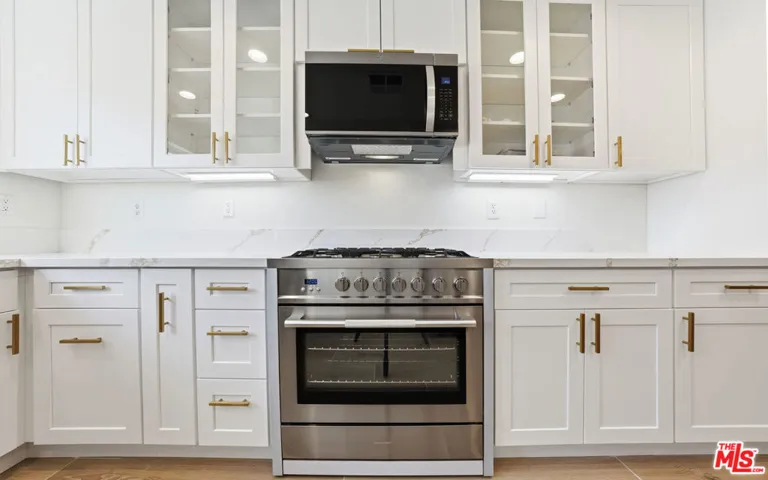 25715 Wagner Way B, Stevenson Ranch, California 91381