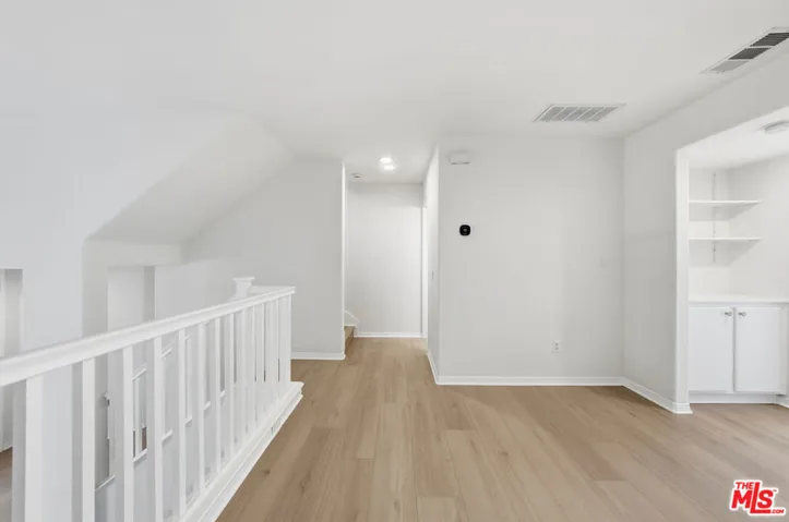 25715 Wagner Way B, Stevenson Ranch, California 91381