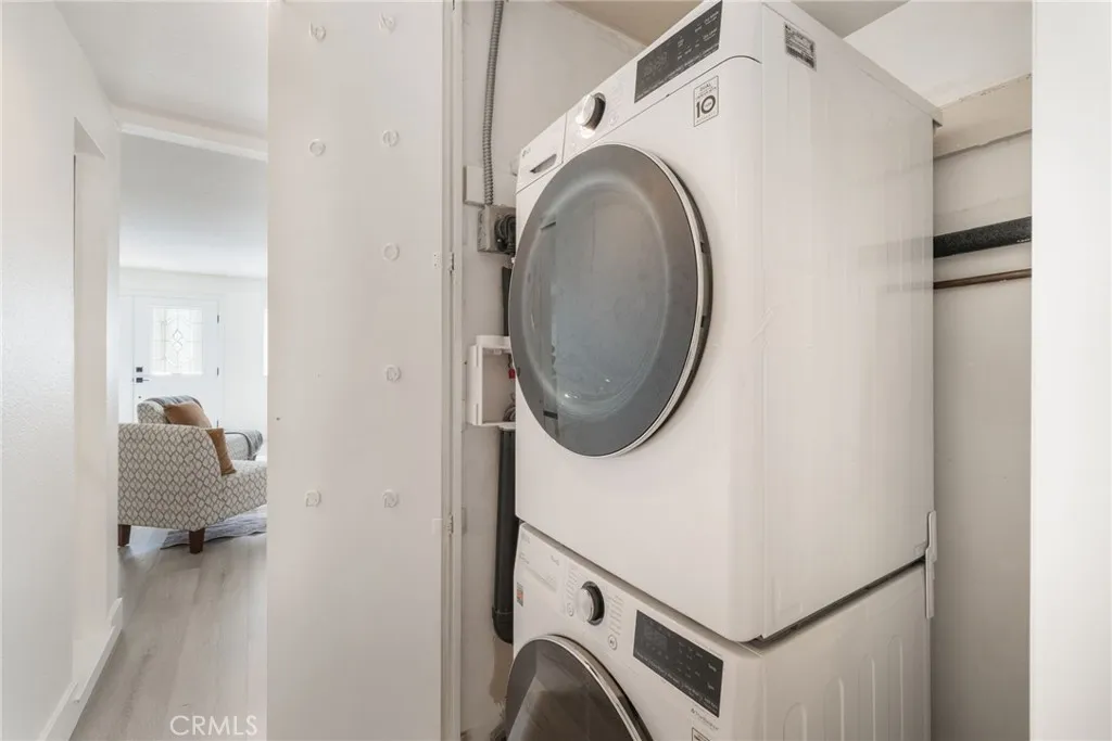 In unit washer/dryer