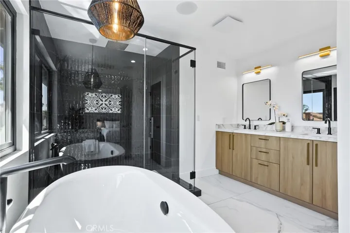3889 Humboldt Drive, Huntington Beach, California 92649