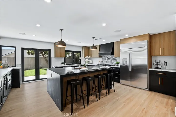 3889 Humboldt Drive, Huntington Beach, California 92649