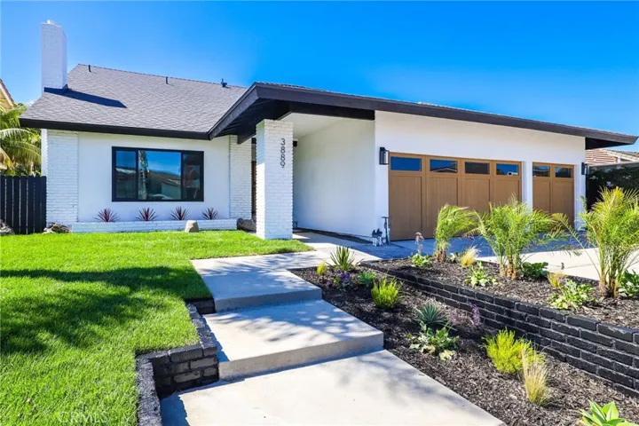 3889 Humboldt Drive, Huntington Beach, California 92649