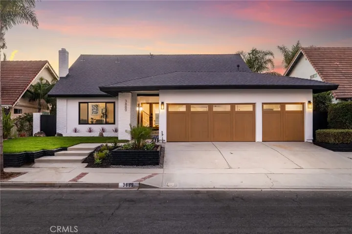3889 Humboldt Drive, Huntington Beach, California 92649