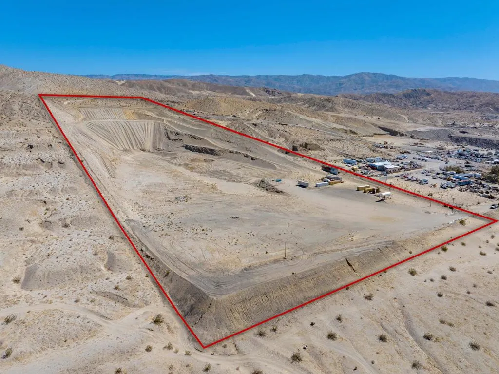 40 AC N Vista Chino + W Rio Del Sol Rd -