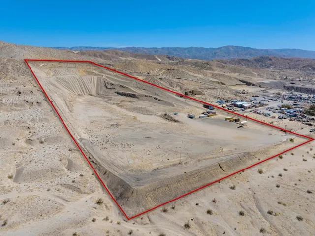 40 AC N Vista Chino + W Rio Del Sol Rd -
