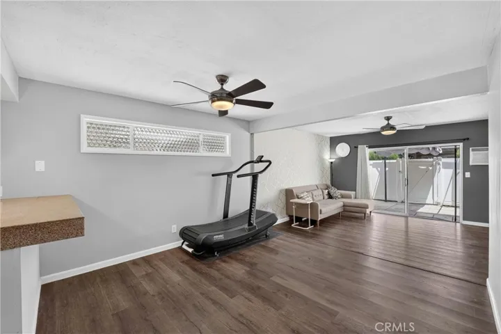 1921 N Sherry 89, Santa Ana, California 92705