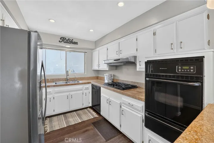 1921 N Sherry 89, Santa Ana, California 92705