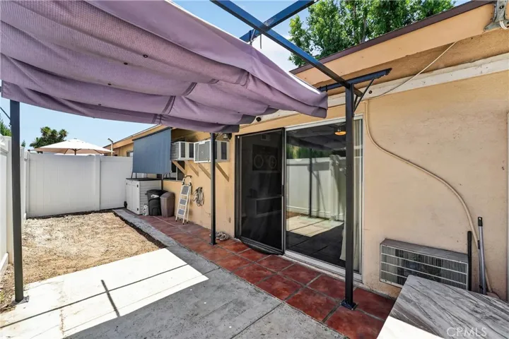 1921 N Sherry 89, Santa Ana, California 92705