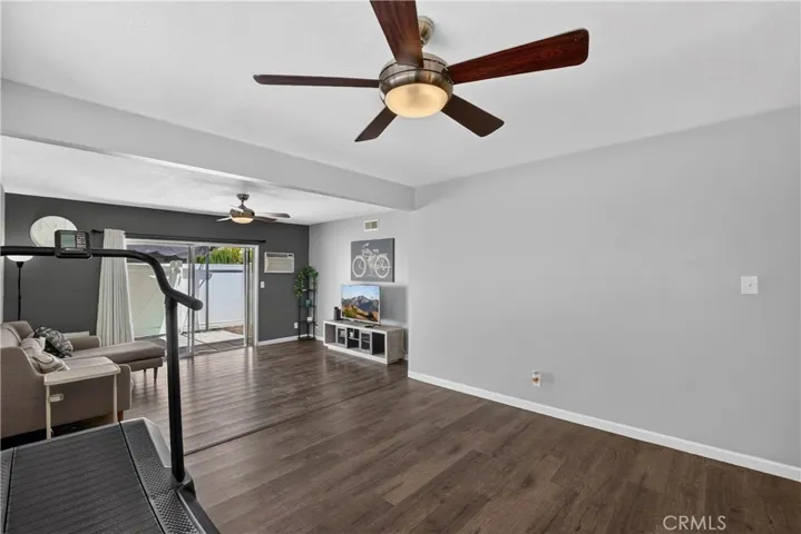 1921 N Sherry 89, Santa Ana, California 92705