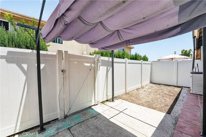 1921 N Sherry 89, Santa Ana, California 92705