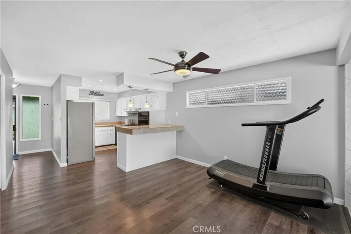1921 N Sherry 89, Santa Ana, California 92705