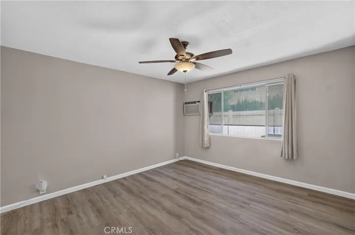 1921 N Sherry 89, Santa Ana, California 92705