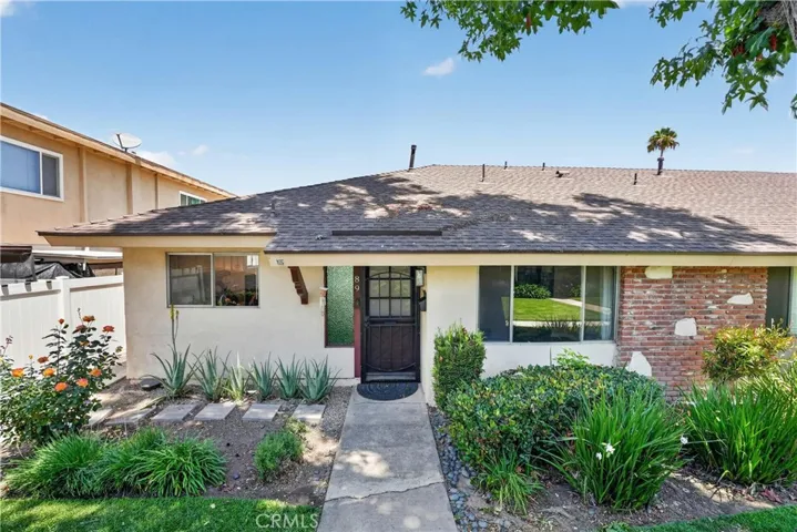 1921 N Sherry 89, Santa Ana, California 92705