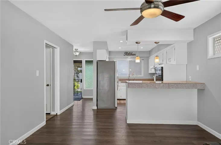 1921 N Sherry 89, Santa Ana, California 92705