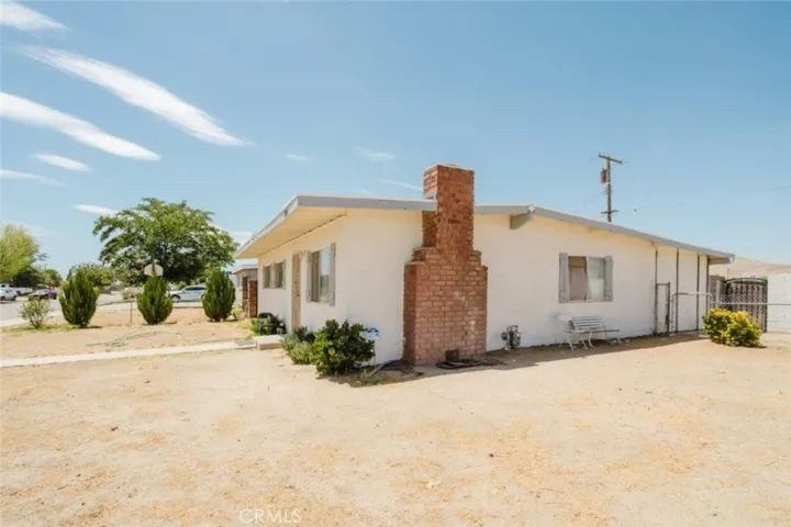 2001 Oak Street, Rosamond, California 93560