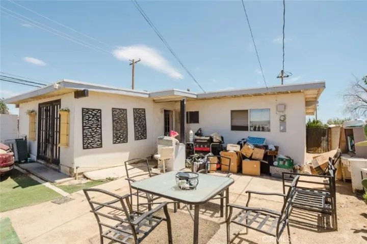 2001 Oak Street, Rosamond, California 93560