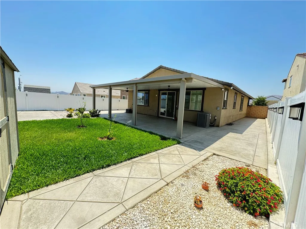 3104 Mammoth, Jurupa Valley, California 92509 — photo 4