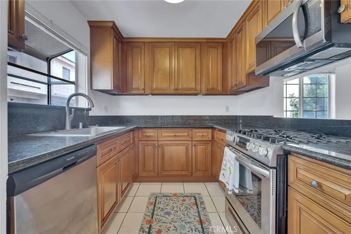 Kitchen cabinets