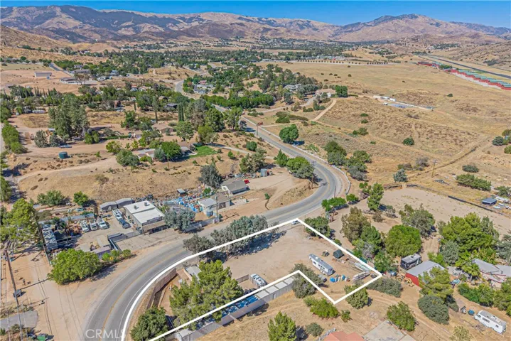 33604 Agua Dulce Canyon, Agua Dulce, California 91390