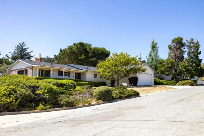 25990 S Carmel Hills Drive, Carmel, California 93923