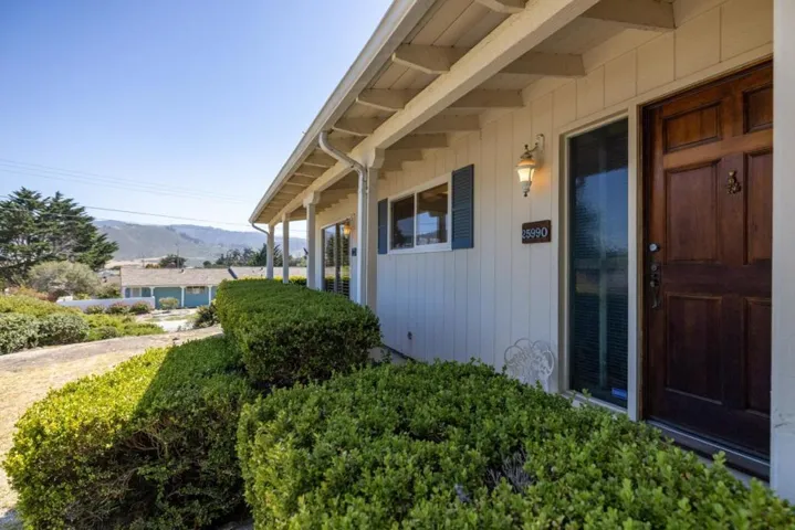 25990 S Carmel Hills Drive, Carmel, California 93923