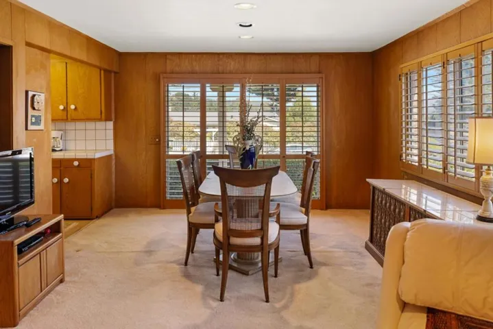 25990 S Carmel Hills Drive, Carmel, California 93923