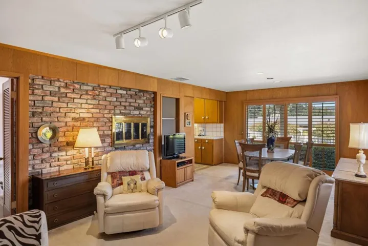 25990 S Carmel Hills Drive, Carmel, California 93923