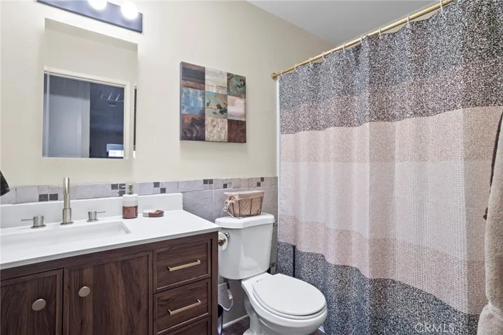 1632 Glover, Redlands, California 92374