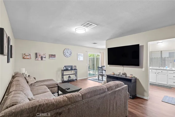 1632 Glover, Redlands, California 92374