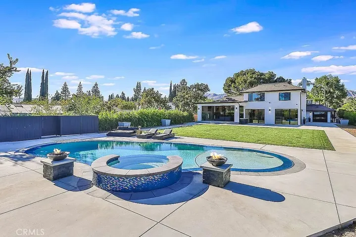 19532 Bermuda Street, Porter Ranch, California 91326
