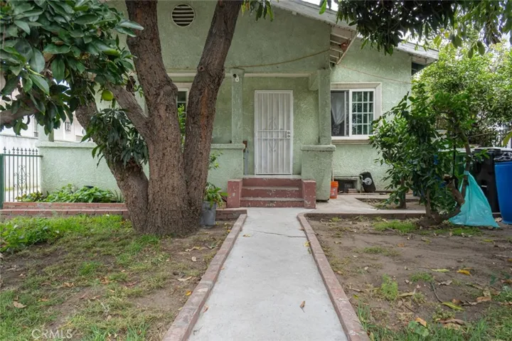 1223 E 46th, Los Angeles, California 90011