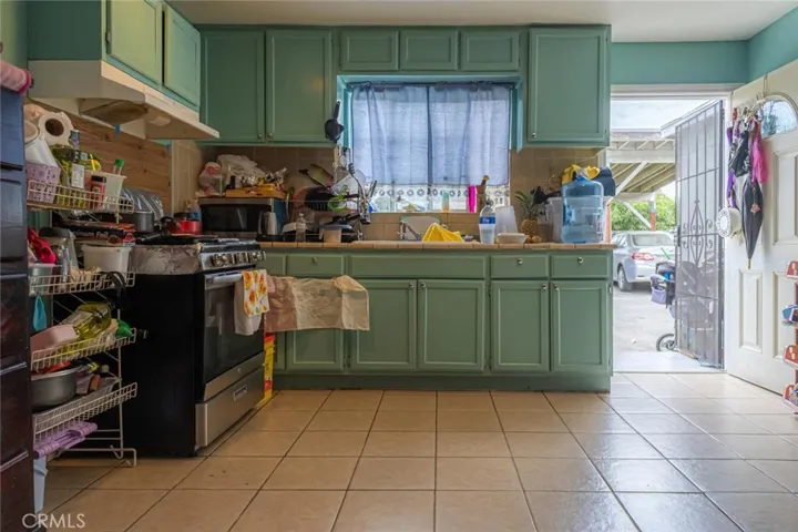 1223 E 46th, Los Angeles, California 90011