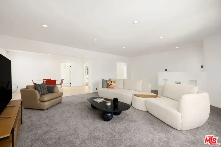 9536 Cresta Drive, Los Angeles, California 90035