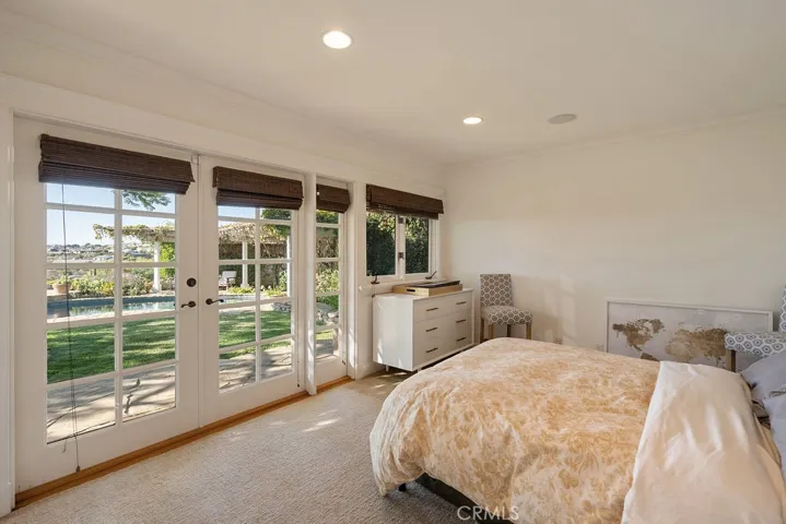 407 Mendoza Terrace, Corona Del Mar, California 92625