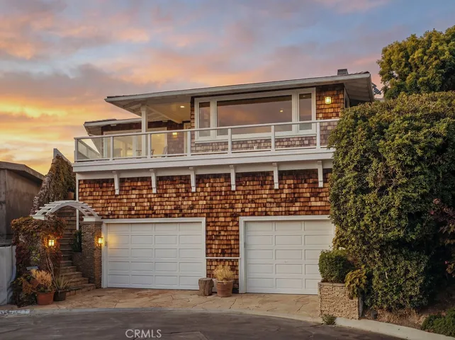 407 Mendoza Terrace, Corona Del Mar, California 92625